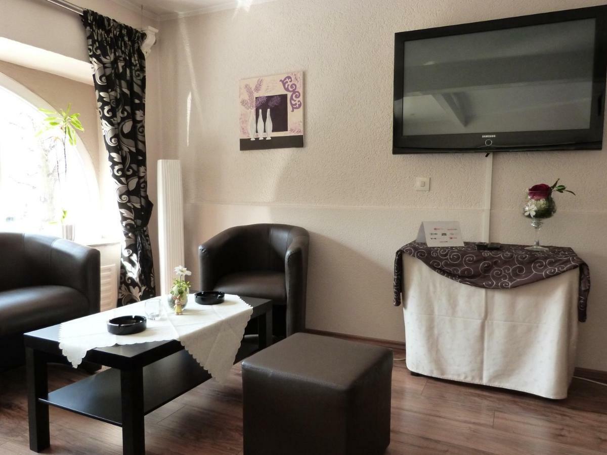 Hotel Jaegerhof Mayen Ngoại thất bức ảnh